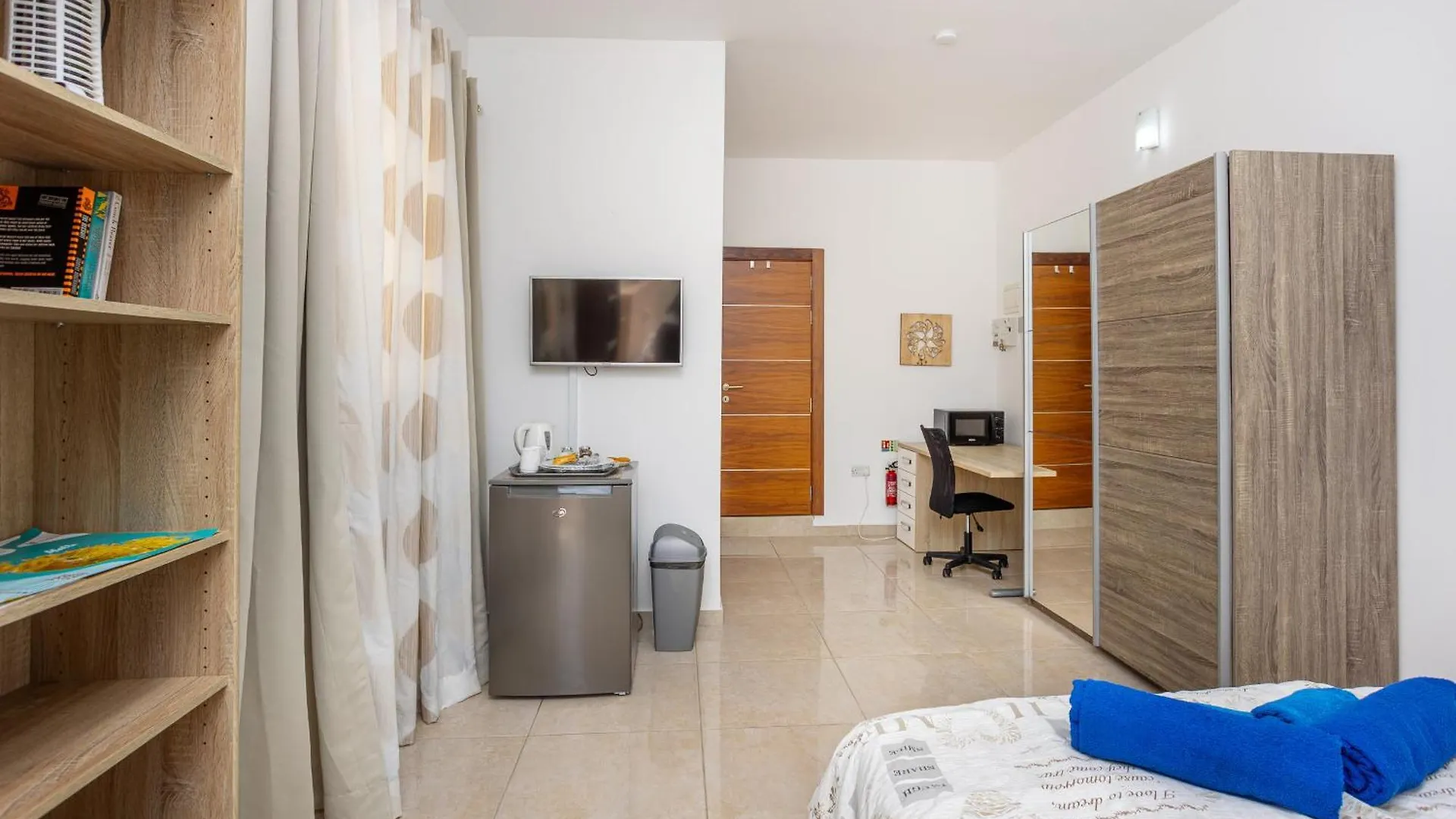 Villa Mosta 0*,
